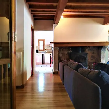 Villa Au Coeur De - Magnifique En Pierres Pour 7 Personnes - Piscine Privee - Poele - Vue Imprenable Sur Le Village - Jardin - Garage *